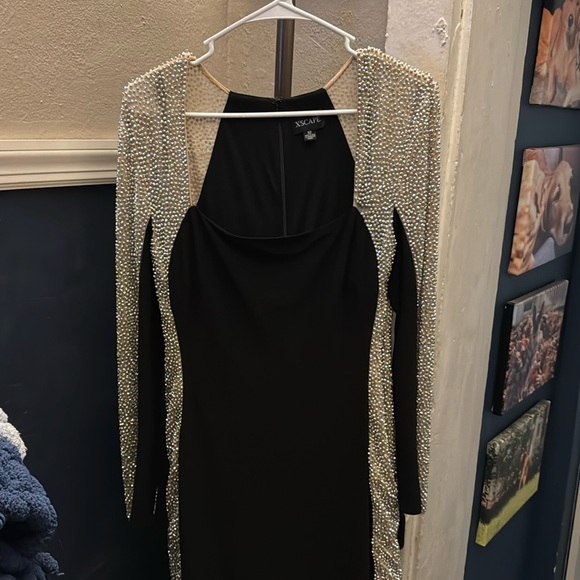 XSCAPE Embellished Colorblock Gown-size 12 - Picture 3 of 10